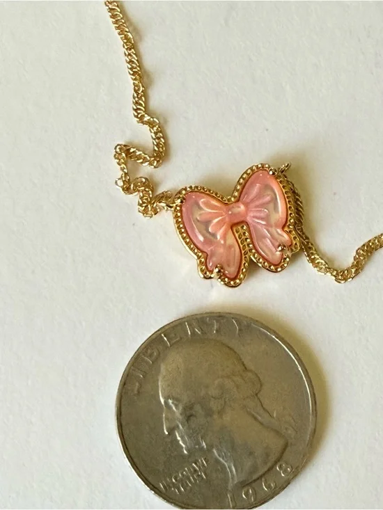 Kendra Scott Bow Necklace pink/ Gold tone 16” - Picture 4 of 6